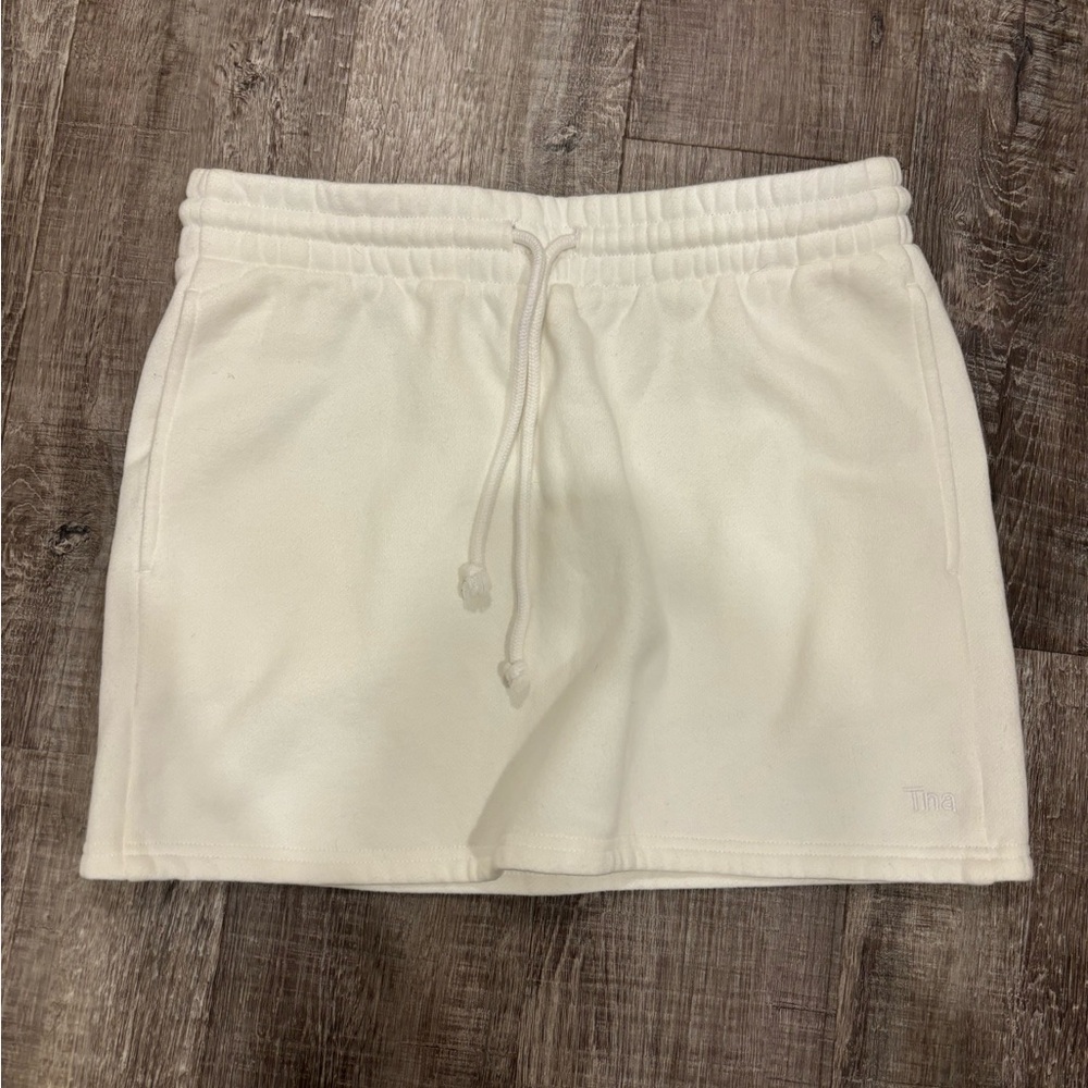 TNA Cozy White Fleece Skirt
